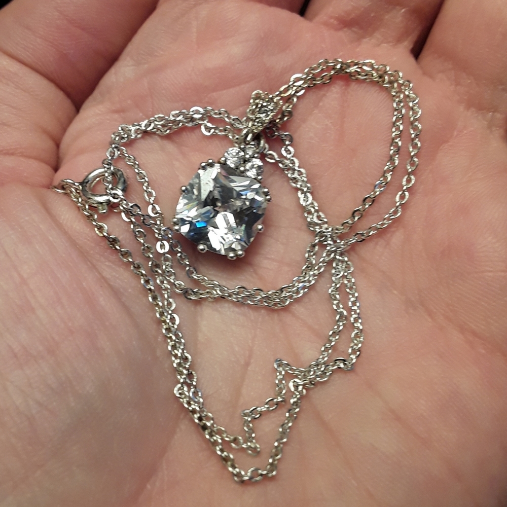 Vintage NVC design cubic zirconia pendant necklace